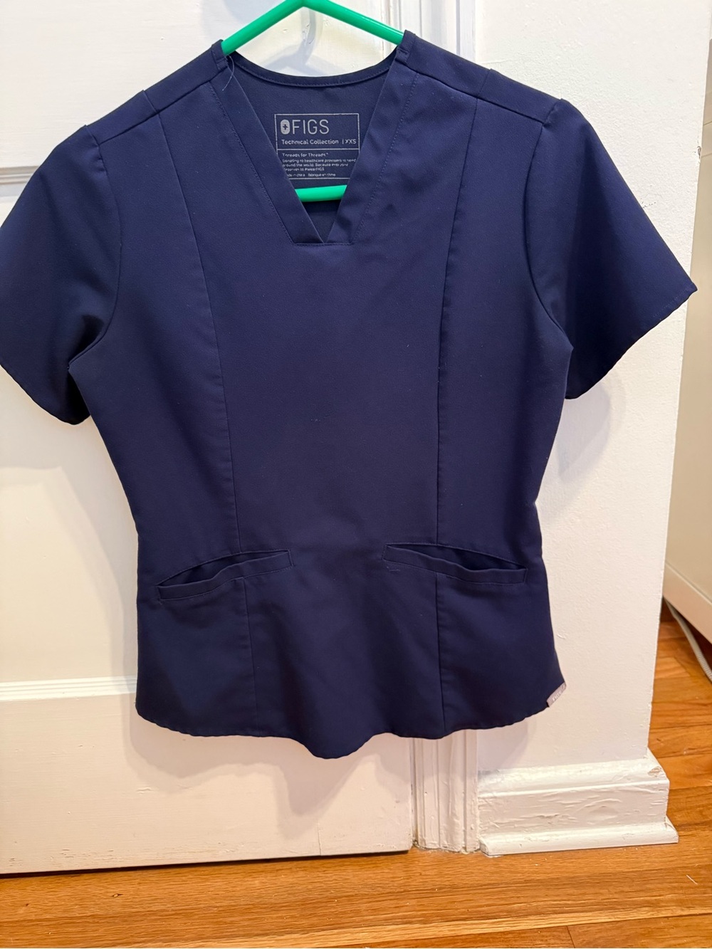 FIGS Casma Scrub Too Navy XXS